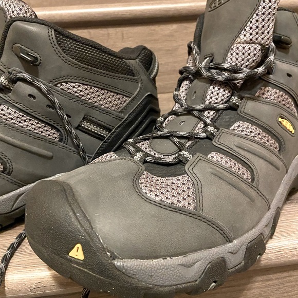 KEEN Men's Koven Mid Waterproof Hiking Boots - Picture 3 of 9